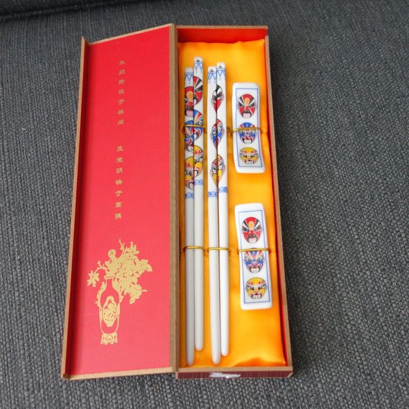 Ceramic Chop Stick Set with Ceramic Rests and Box - Picture 1 of 12